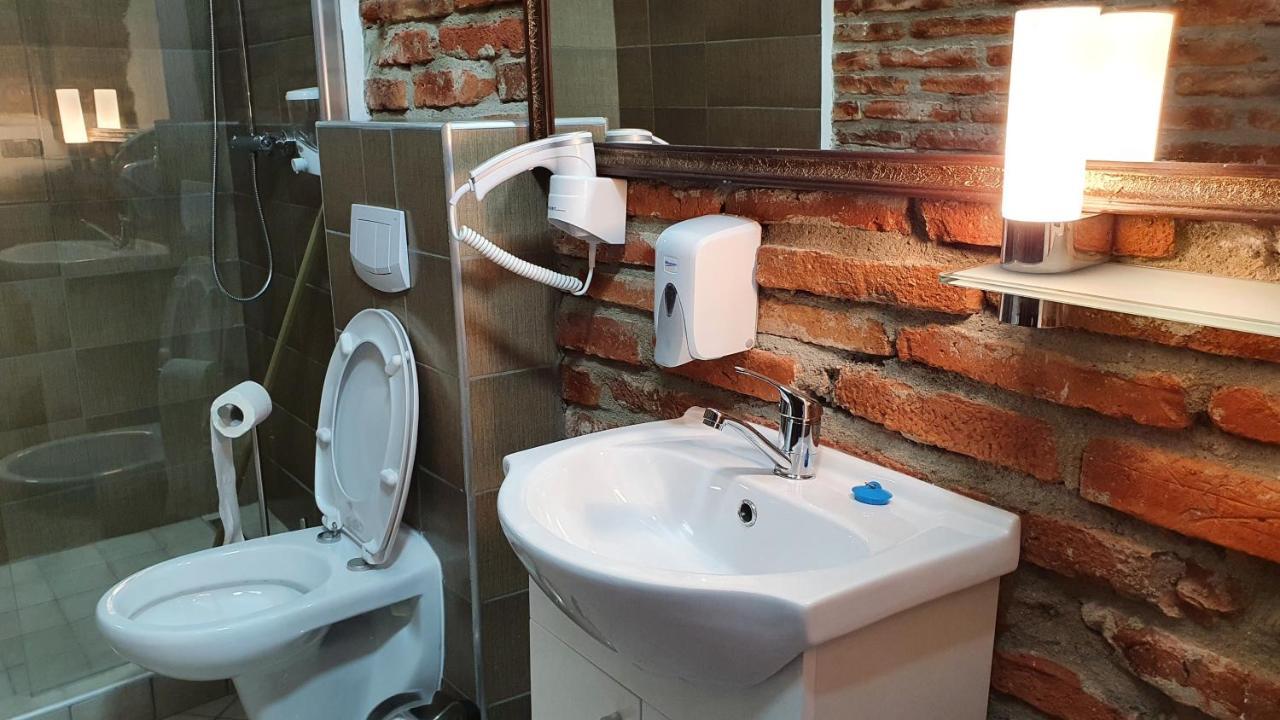 Pensiunea Sada Făgăraş Esterno foto