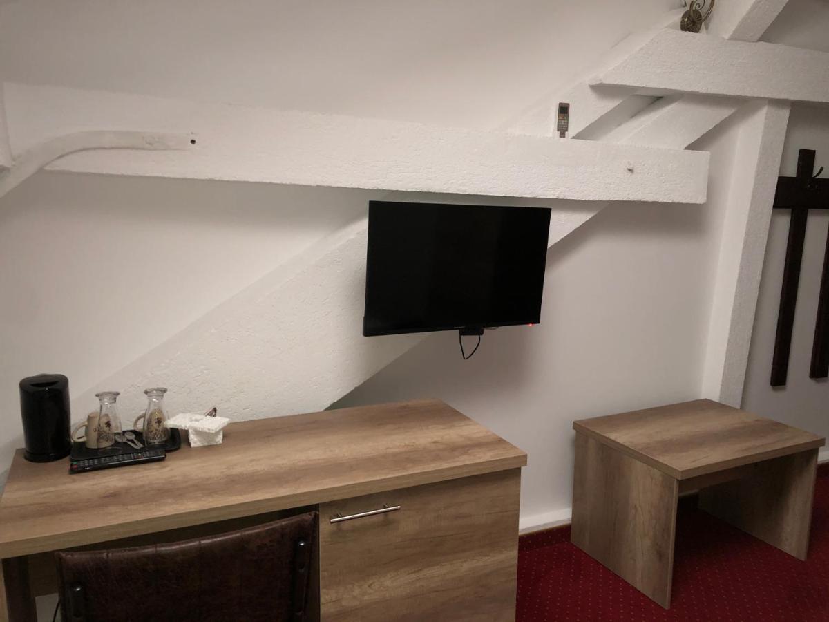 Pensiunea Sada Făgăraş Esterno foto